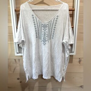 Garnet Hill organic linen elbow embroidered tee.